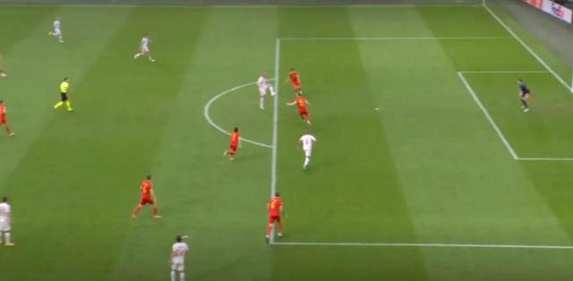 kaiyun sports-【不吐不快】德尚被困!急需救援……