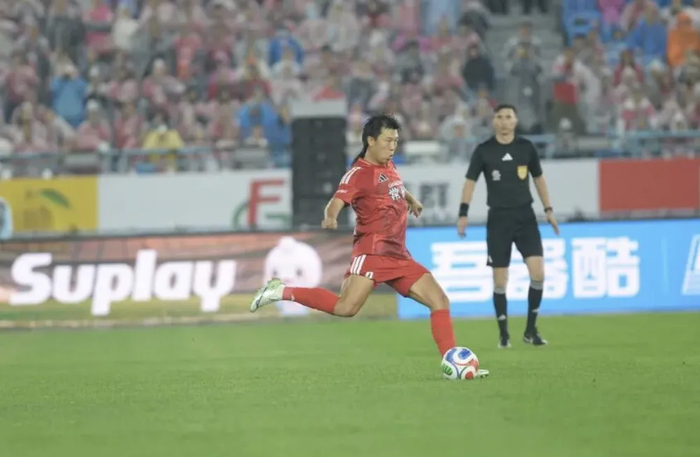 kaiyun sports-“吊州”不再常威出世,3:0暴击去年“状元狼”,苏超的开局太精彩|常州队|南通队|江苏足球联赛|常州|南通_新浪体育_新浪新闻