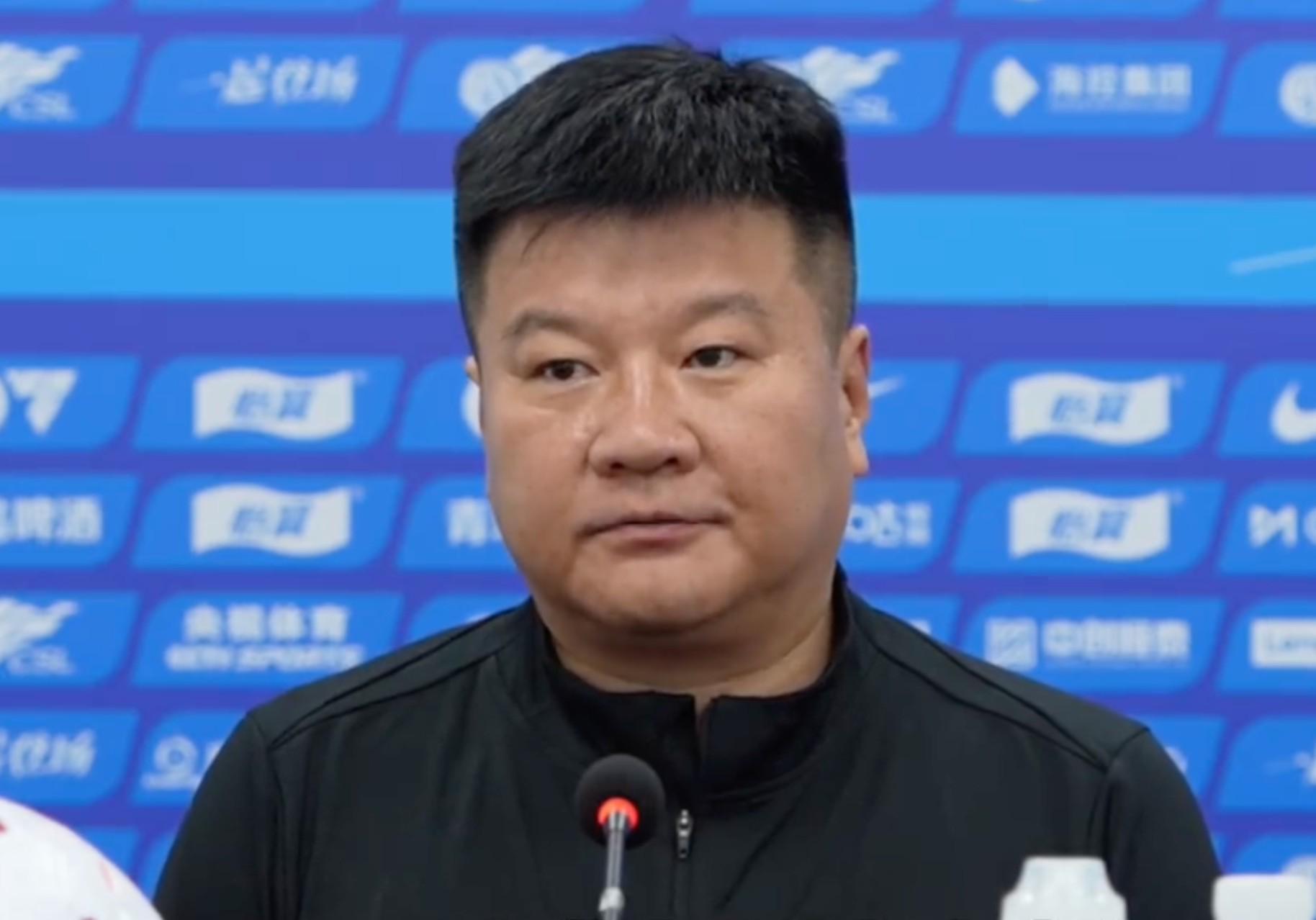 开云平台-略显仓促，李金羽正常出席赛前发布会，两小时后铁人官宣其下课